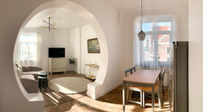 NEW WINWINSTAY Residence in Heart of Old Town